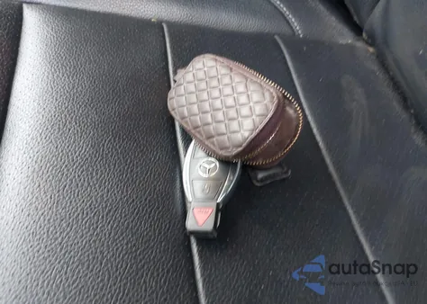 2015 Mercedes-Benz Ml 350 4Matic z USA, uszkodzony, nr VIN 4JGDA5HB5FA532683